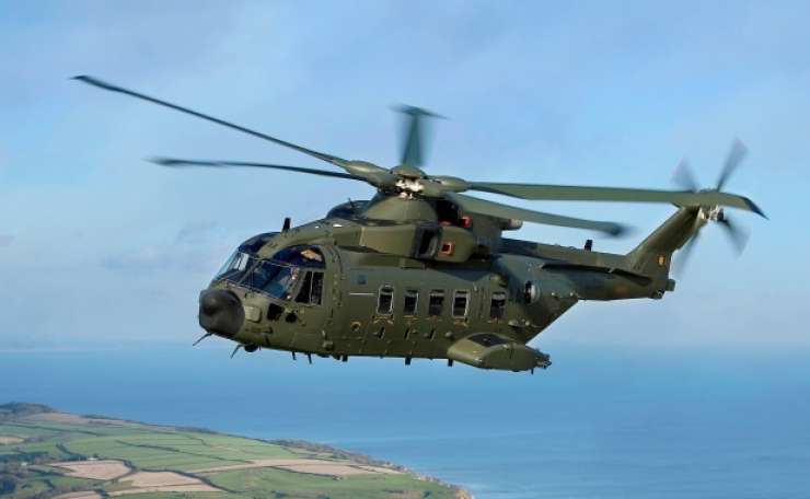 Indija zaradi korupcije odpovedala nakup italijanskih helikopterjev