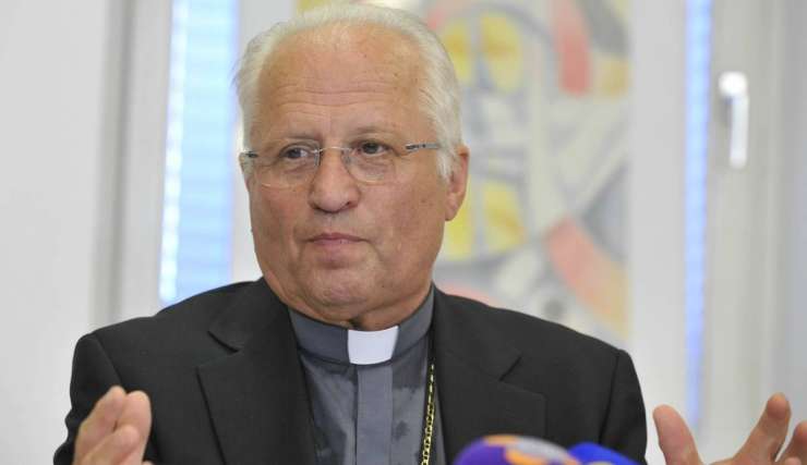 Škof Glavan bo novomeško škofijo vodil, dokler papež ne imenuje naslednika