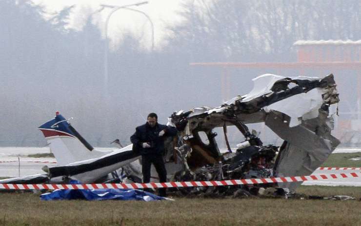 Več mrtvih v strmoglavljenju letala v Belgiji