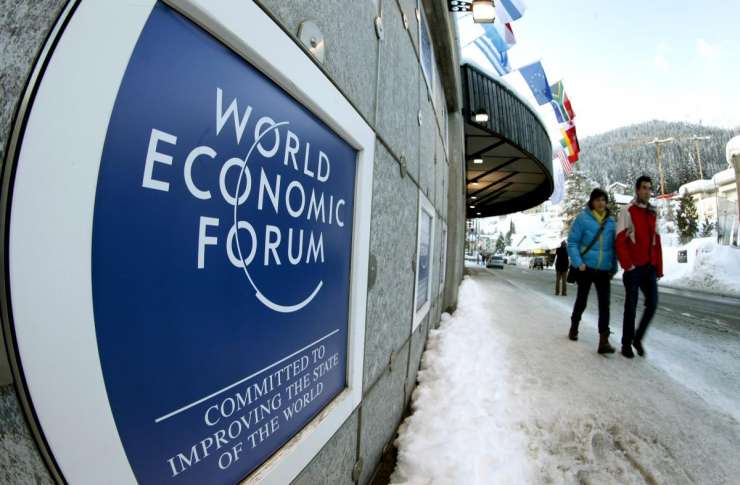 Bogati in mogočni se zbirajo v Davosu
