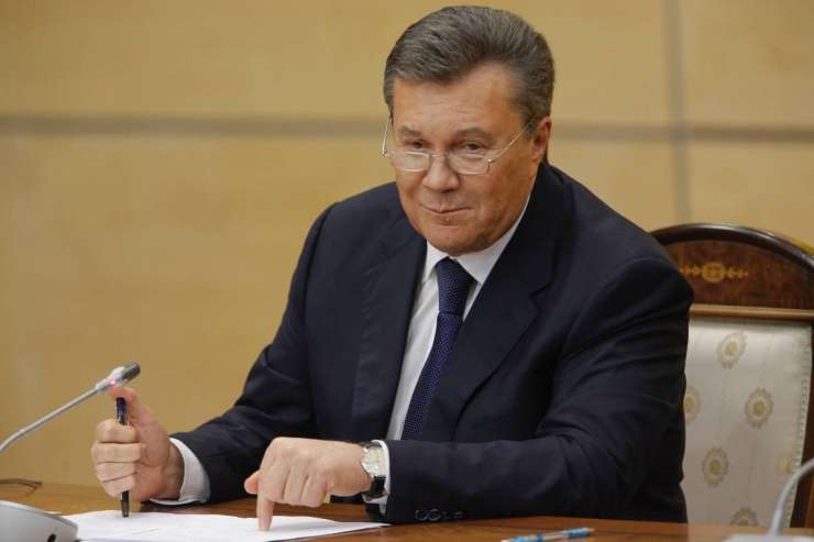 Janukovič naj bi se v torek prvič pojavil v javnosti