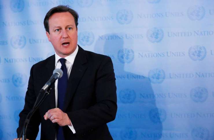 Cameronu lastna stranka zadala udarec v glasovanju o EU