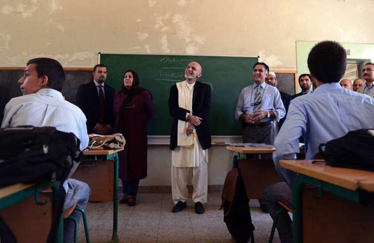 Afganistanski predsednik poziva talibane, naj prizanesejo šolam