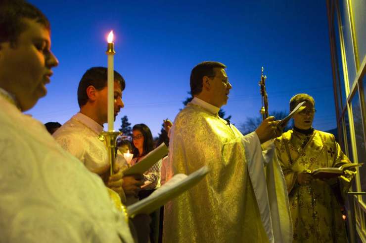 Ljubice katoliških duhovnikov s pozivom papežu k odpravi celibata