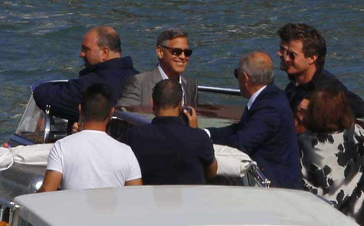 George Clooney v Benetkah z razkošno fantovščino