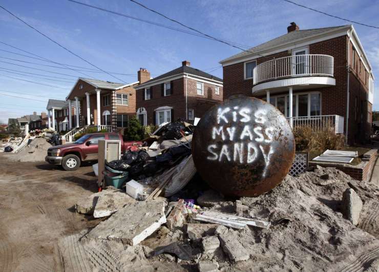 Po Sandy nad ZDA drvi novo neurje 