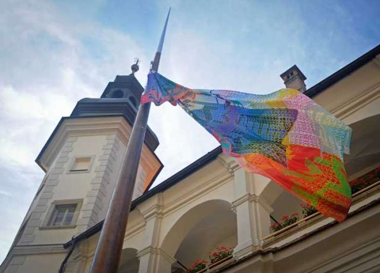Dvig festivalske zastave naznanil začetek Festivala Lent
