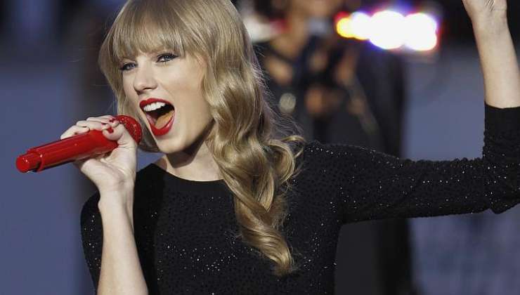 Kako je apolitična lepotica Taylor Swift zaradi potegavščine postala ikona neonacistov