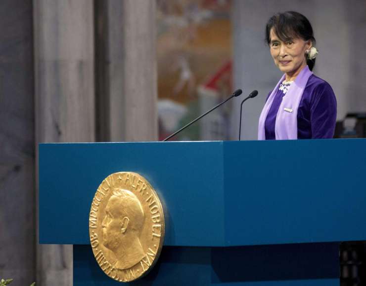 Nobelova nagrada ji je pomagala prebroditi hišni zapor
