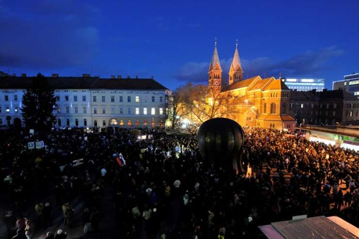 Mariborski DeSUS zdaj le za razpustitev mestnega sveta