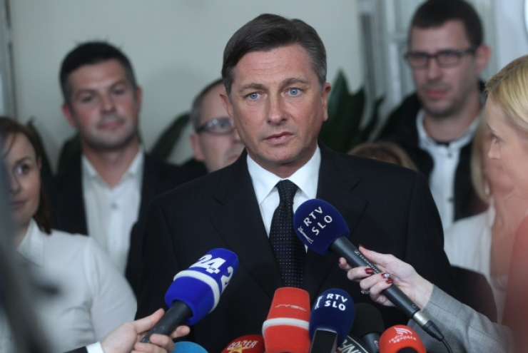 Borut Pahor zmagovalec prvega kroga, naprej gre še Danilo Türk