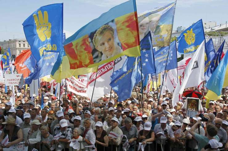 V Ukrajini več deset tisoč ljudi zahtevalo približevanje EU