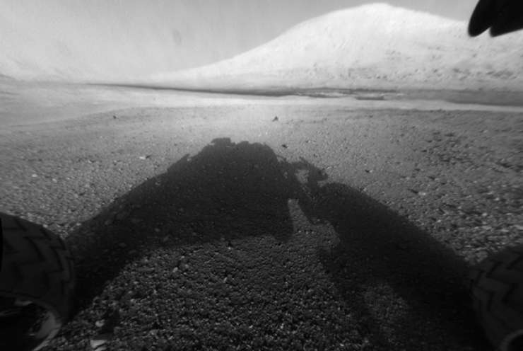 Radovednež na Marsu - Curiosity poslal prve posnetke z Rdečega planeta