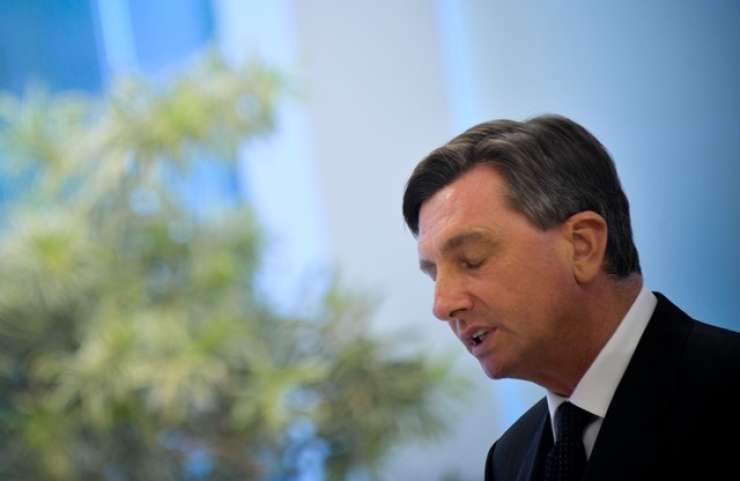 Predsednik Pahor bo kandidata za predsednika vlade DZ predlagal v torek