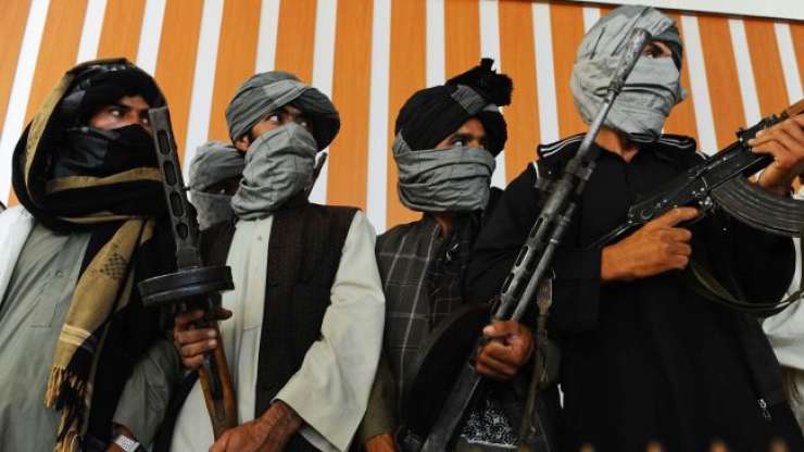 Vir: ZDA v Dohi nadaljujejo pogovore s talibani