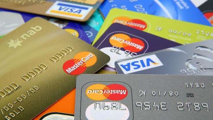 Nič več provizij za plačilo s kreditno ali plačilno kartico