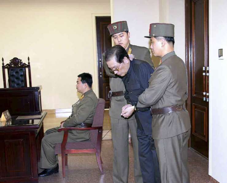 V Severni Koreji usmrtili diktatorjevega strica