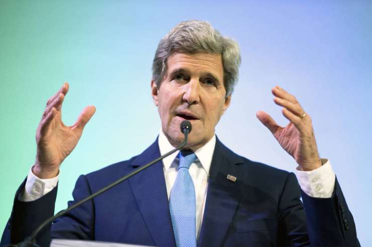 Kerry: Smo za svet, kjer izražanje ljubezni ne vodi v pregon