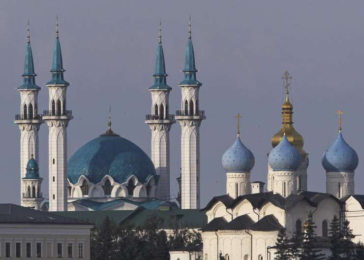 Ruska muslimanska sekta otroke zaprla v podzemne celice