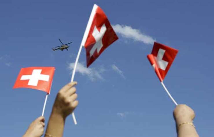 Švica ostaja najbolj konkurenčno gospodarstvo, Slovenija izgubila osem mest