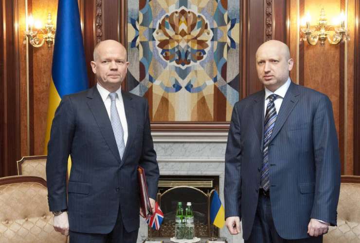 Britanski zunanji minister Hague: Ukrajina največja evropska kriza 21. stoletja