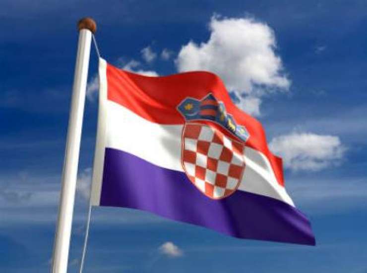 Hrvaški tisk: Slovenija Hrvaški odpira vrata v EU 