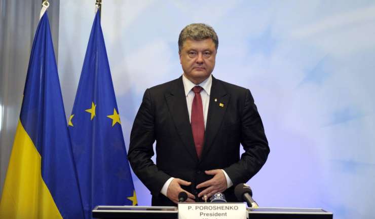 Porošenko za petek napovedal podpis prekinitve ognja v Ukrajini 