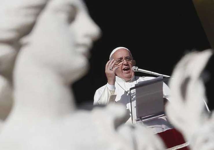 Papež ob novem letu: Mir je vedno mogoč