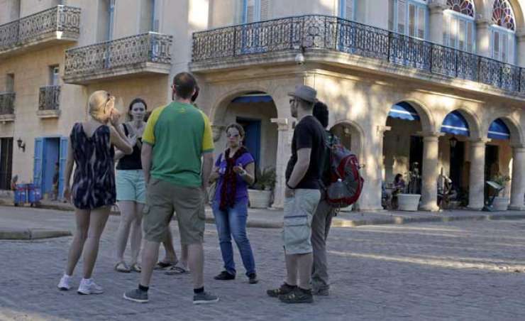 Kuba leta 2014 pozdravila rekordno število turistov
