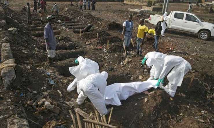 Število žrtev ebole preseglo 8000