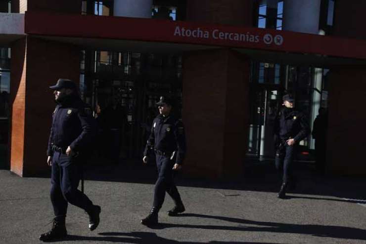 Po terorističnem napadu v Parizu Belgija in Italija preverjata varnostne ukrepe