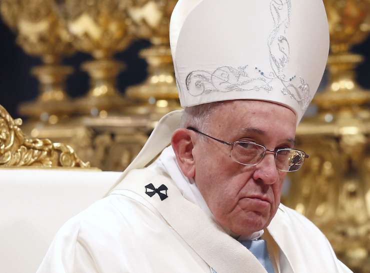 Papež: Skrb za revne ni komunizem
