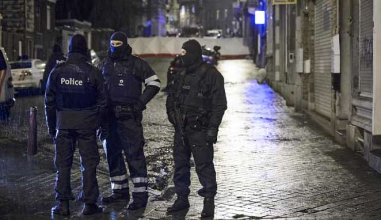 Po preprečitvi terorističnega napada v Belgiji na ulice poslali vojake