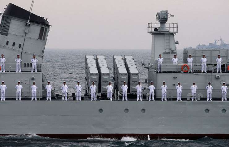 Kitajske vojaške ladje v Hamburgu