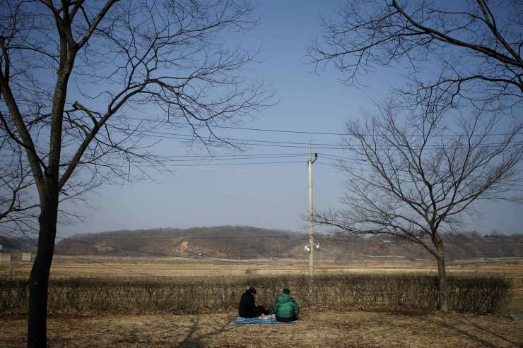 V Severni Koreji zazijal krater, umrlo 11 ljudi