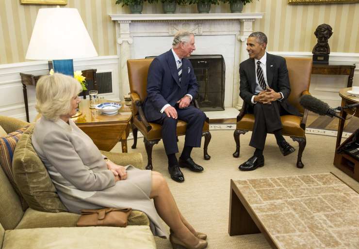 Obama princu Charlesu zatrdil, da je Američanom všeč kraljeva družina