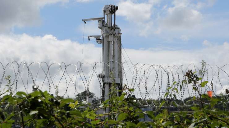 Lažne prijave in sumljiva tekočina: vojna proti frackingu v Prekmurju
