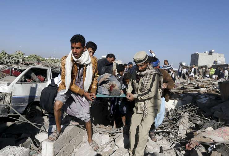 Savdska Arabija začela z napadi na upornike v Jemnu