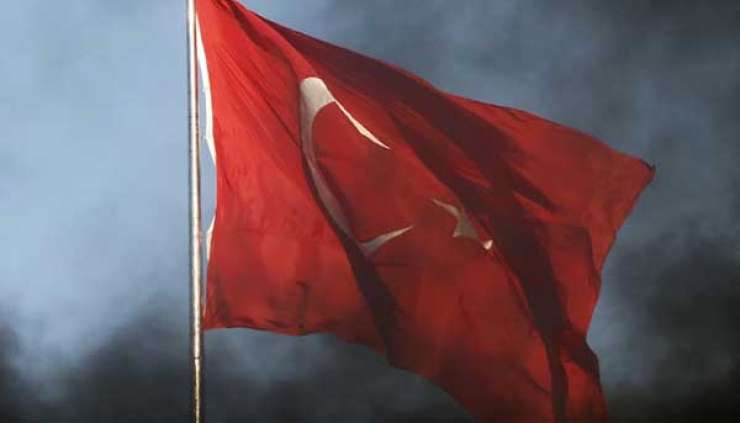Turek obsojen na 13 let zapora, ker je z droga snel zastavo