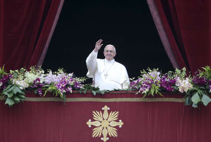 Papež se je v velikonočnem blagoslovu spomnil konfliktov po svetu