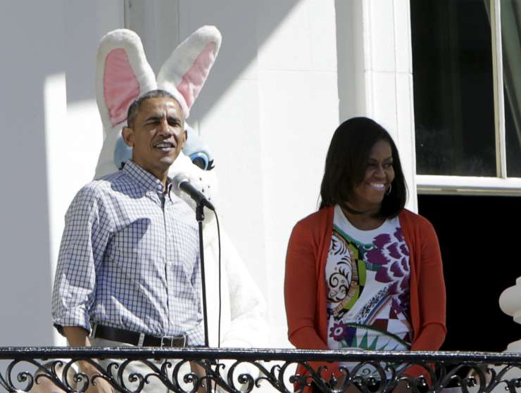 Barack in Michelle Obama lani plačala 93.000 dolarjev davkov