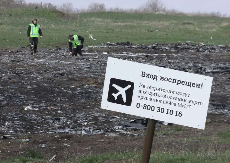 Nizozemski strokovnjaki odkrili nove ostanke strmoglavljenja MH17