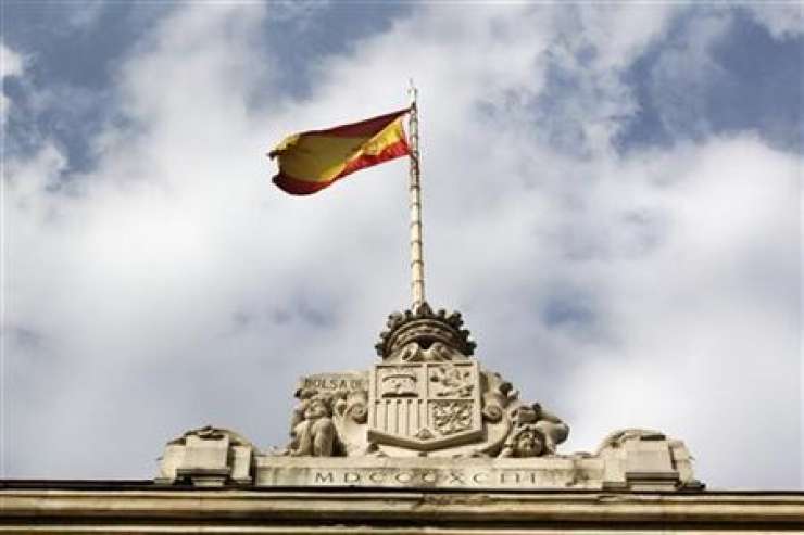 Bivši španski minister in vodja IMF tarča očitkov o pranju denarja