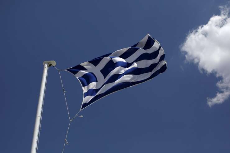 Grška Siriza z referendumom do podpore reformam in nujnega posojila?