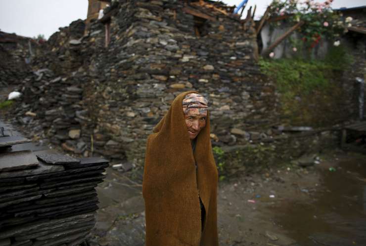 V Nepalu na tisoče ljudi na begu pred poplavami