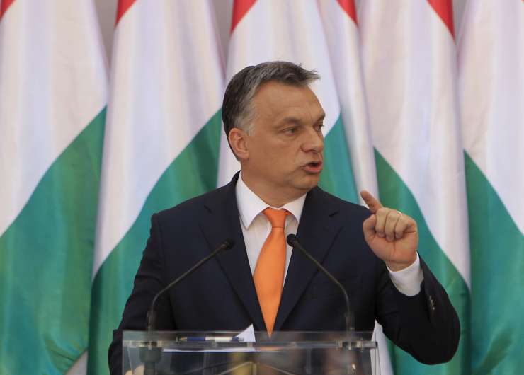 Orban ob peti obletnici vodenja Madžarske priznal nekaj napak