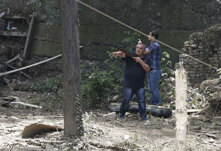 Pobegli tiger iz poplavljenega gruzijskega živalskega vrta ubil moškega
