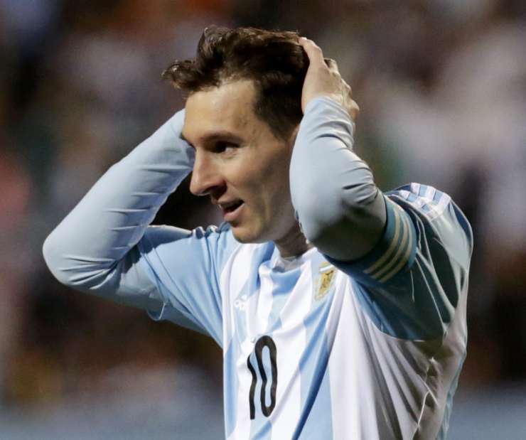 Lionel Messi na jubilejni stoti tekmi brez zadetka