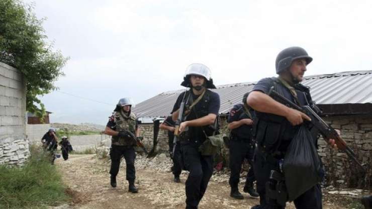 Policija oblega albansko "kraljestvo konoplje"