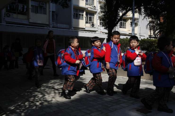 Politiko enega otroka naj bi na Kitajskem kmalu zamenjala politika dveh otrok